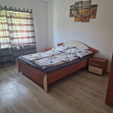 Rajmund Vendeghaz Villa Balatonkeresztúr Kamer foto